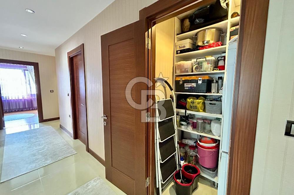 Beylikdüzü Adnan Kahveci Dora Park 2 Sitesinde Satılık 4+1 Daire