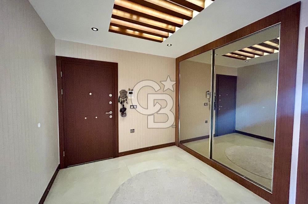 Beylikdüzü Adnan Kahveci Dora Park 2 Sitesinde Satılık 4+1 Daire