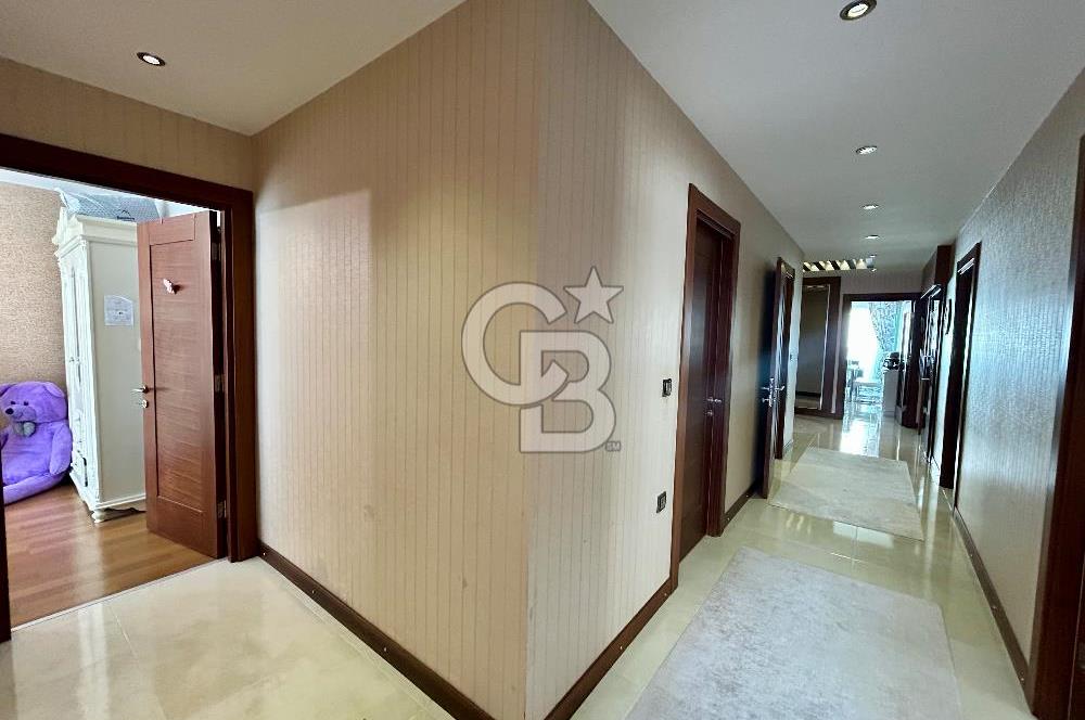 Beylikdüzü Adnan Kahveci Dora Park 2 Sitesinde Satılık 4+1 Daire