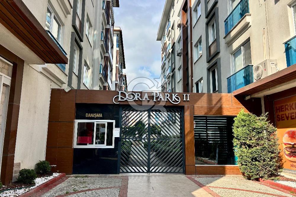 Beylikdüzü Adnan Kahveci Dora Park 2 Sitesinde Satılık 4+1 Daire