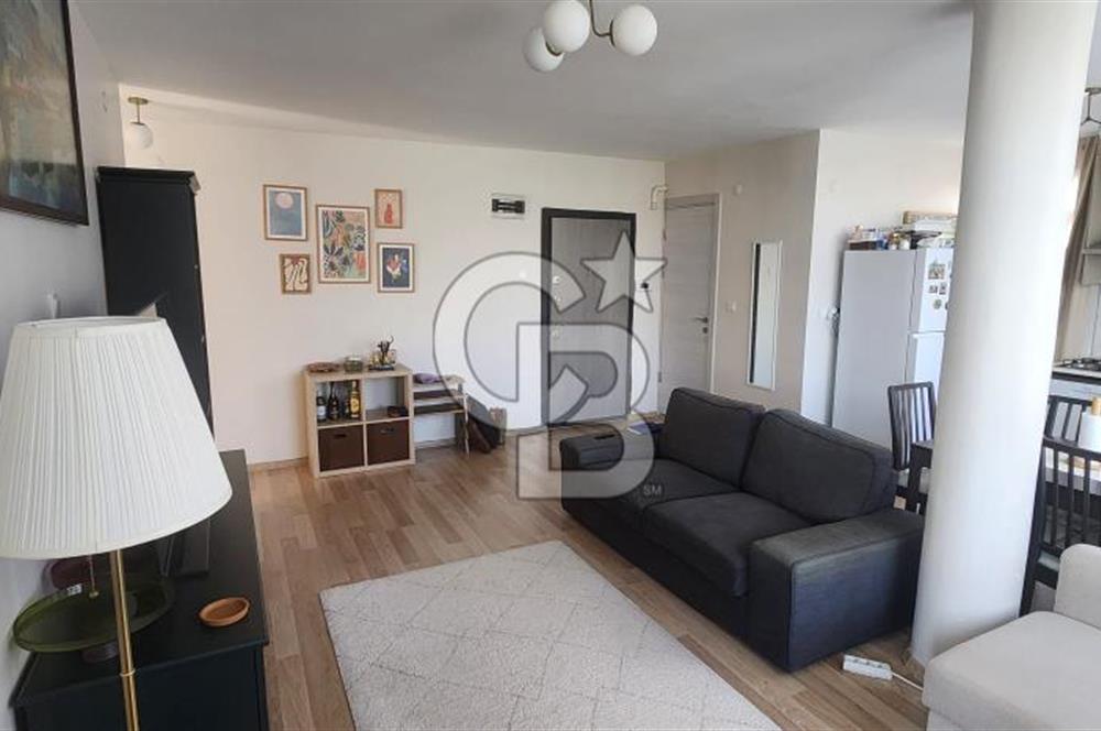 AKSOY ÇAMLIK'DA SATILIK TADİLATLI GENİŞ 2+1 DAİRE