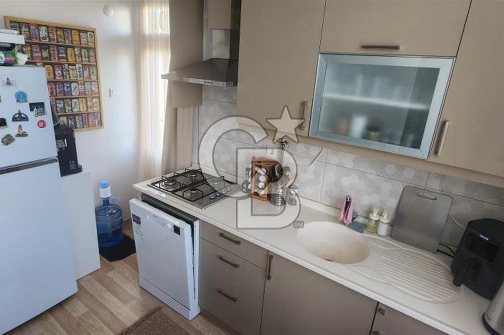 AKSOY ÇAMLIK'DA SATILIK TADİLATLI GENİŞ 2+1 DAİRE