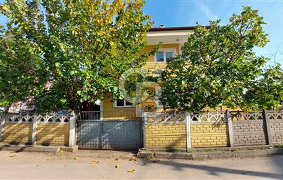 KÖRFEZ KUZEY MAHALLESİ SATILIK 4+1 MÜSTAKİL EV VE ARSASI