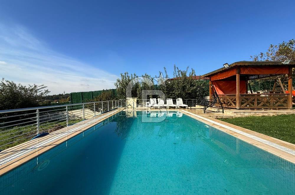 ÇATALCA ÇAKIL'DA YAPI KAYITLI HAVUZLU 3+1 MÜSTAKİL EV