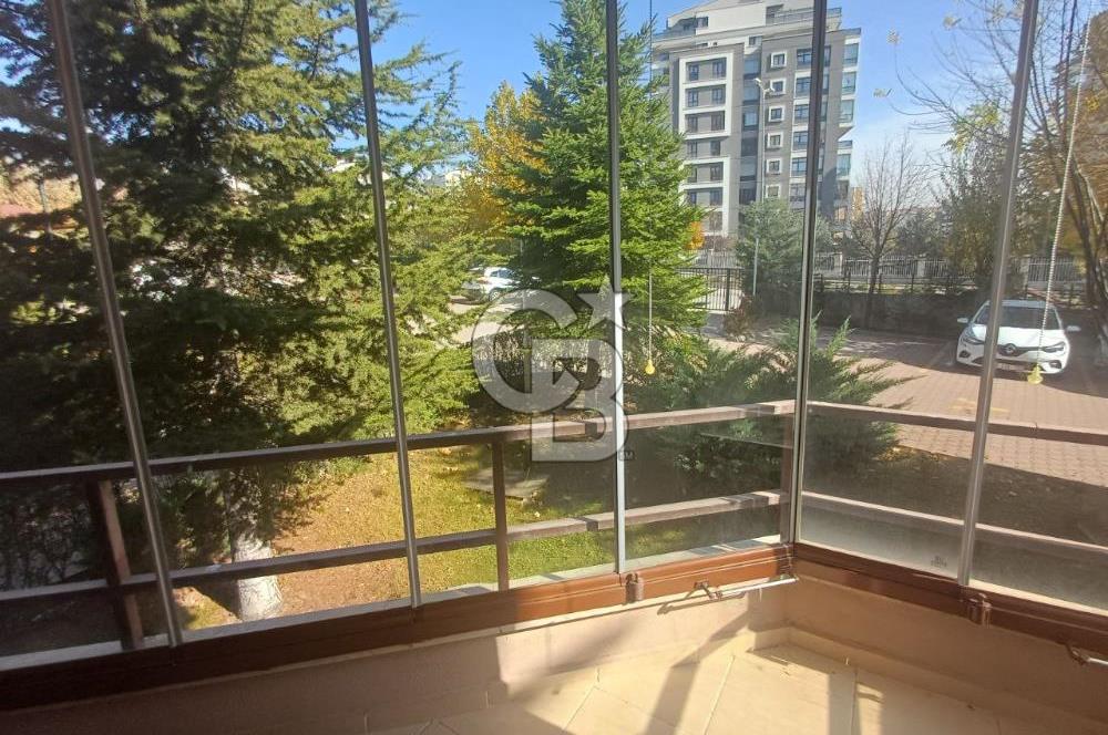 Yaşamkent Park Caddesinde Geniş Peyzajlı Satılık 3+1 Daire