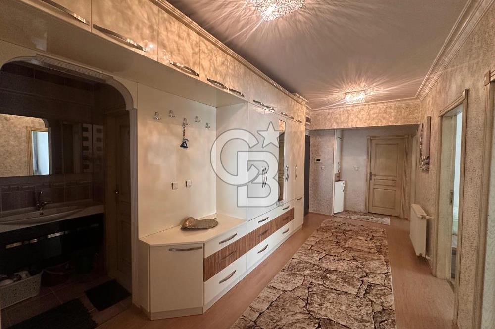 Osmanlı Mahallesi 'nde Cadde Üstü Satılık Geniş, Ferah 3+1 Daire