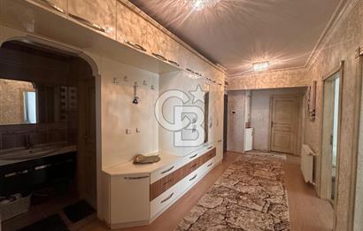 Osmanlı Mahallesi 'nde Cadde Üstü Satılık Geniş, Ferah 3+1 Daire