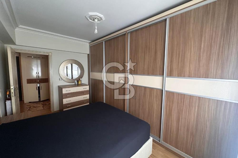 Osmanlı Mahallesi 'nde Cadde Üstü Satılık Geniş, Ferah 3+1 Daire