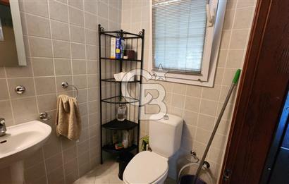 Urla Çeşmealtı'nda Havuzlu Çok Nezih Sitede Eşyalı Kiralık Villa