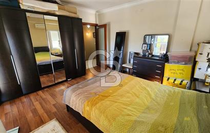 Urla Çeşmealtı'nda Havuzlu Çok Nezih Sitede Eşyalı Kiralık Villa