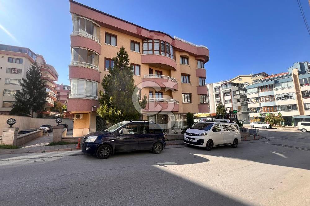 Cb Vizyon Tuğba ERKAL'dan Merkezi Lokasyon Yapılı Geniş Daire