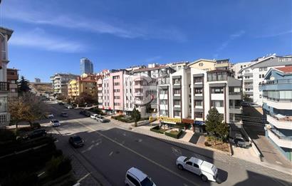 Cb Vizyon Tuğba ERKAL'dan Merkezi Lokasyon Yapılı Geniş Daire