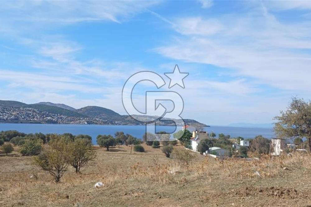 Aliağa Çakmaklı Mahallesinde Deniz Manzaralı Satılık Arsa