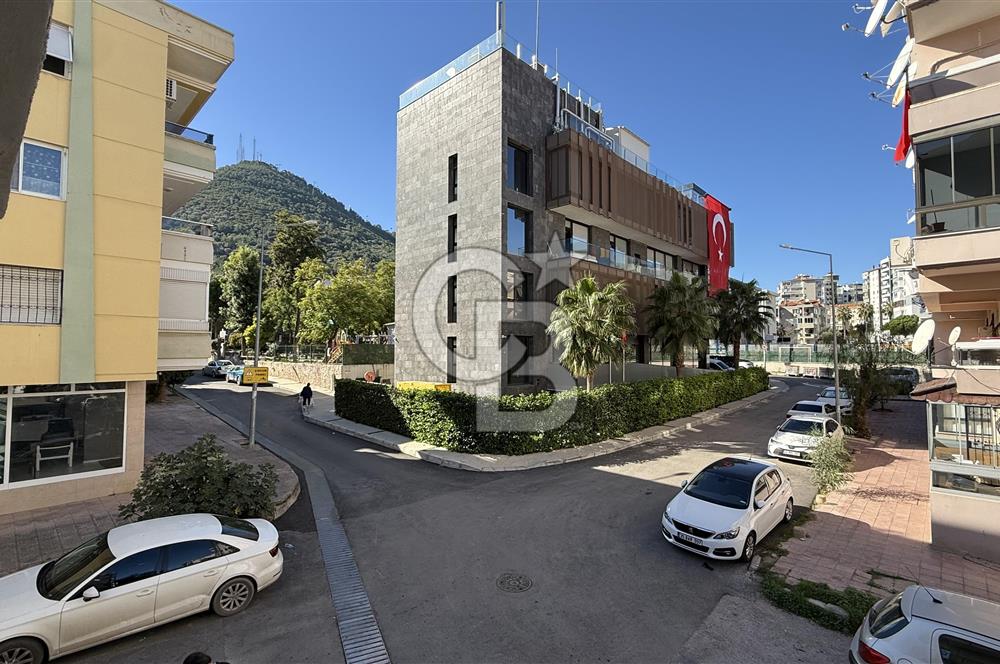 ONUR MAHALLESİ 4 CEPHELİ 3+1 120 m2 SATILIK DAİRE