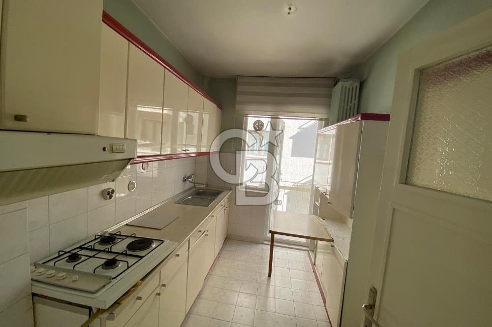 EMEK MH AŞTİ YAKINI ARA KAT,AÇIK OTOPARKLI BOŞ 3+1 SATILIK DAİRE