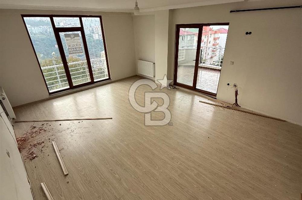 DENİZ VE ŞEHİR MANZARALI, MERKEZİ KONUMDA 3+1 KİRALIK DAİRE