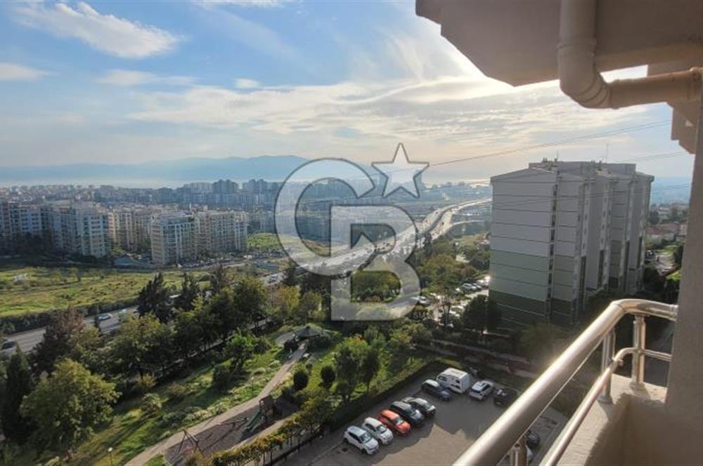 Karşıyaka Oyak Sitesinde Full Deniz Manzaralı 3+1 Kiralık Daire.