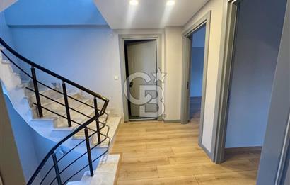 CB Elexus| Kırkpınarda Göl ve Orman Manzaralı 4+1 Satılık Villa