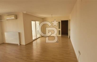 Karşıyaka Oyak Sitesinde Full Deniz Manzaralı 3+1 Kiralık Daire.