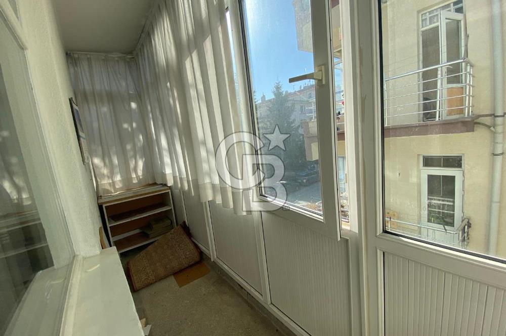 EMEK MH AŞTİ YAKINI ARA KAT,AÇIK OTOPARKLI BOŞ 3+1 SATILIK DAİRE
