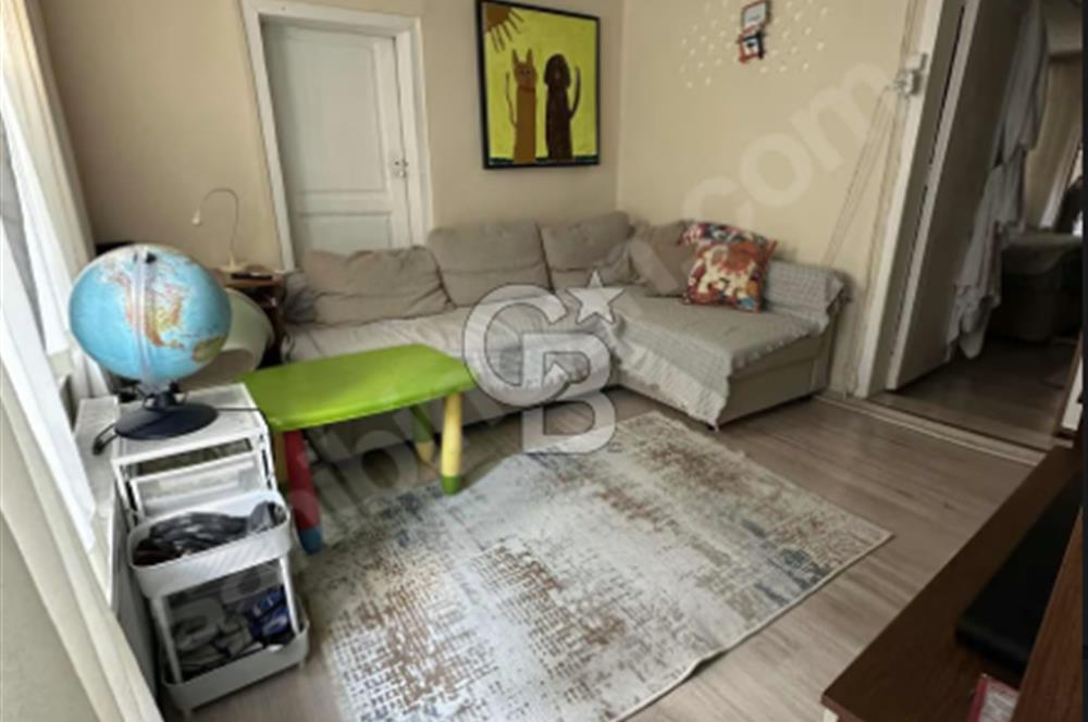 BEBEK DAYIBEY SOKAKTA 2 KATLI BAHÇELİ SATILIK MÜSTAKİL EV