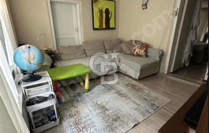 BEBEK DAYIBEY SOKAKTA 2 KATLI BAHÇELİ SATILIK MÜSTAKİL EV