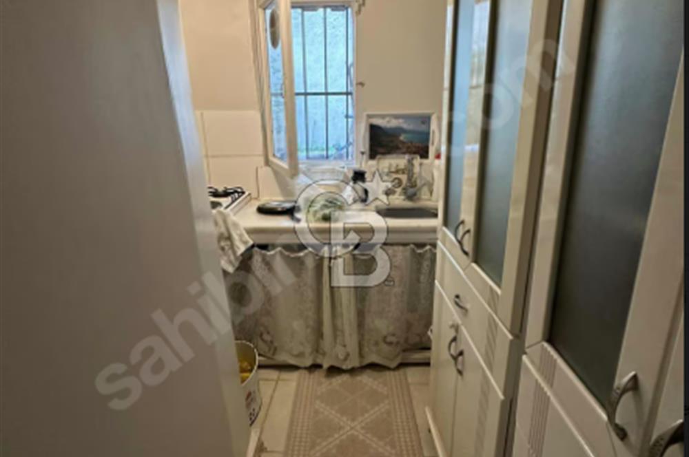 BEBEK DAYIBEY SOKAKTA 2 KATLI BAHÇELİ SATILIK MÜSTAKİL EV