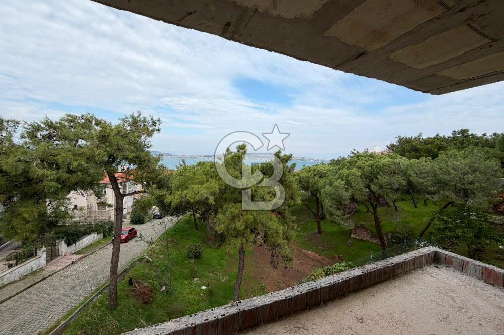 Ayvalık Çamlıkta Her Katı Deniz Manzaralı Natamam 3 Katlı Villa