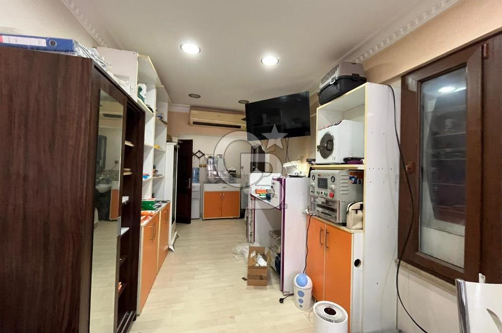 DÜKKAN İÇİN AYVALIK'TA KOMPLE SATILIK BİNA