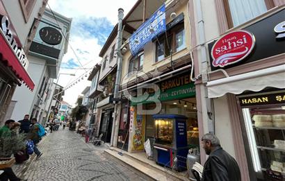 DÜKKAN İÇİN AYVALIK'TA KOMPLE SATILIK BİNA