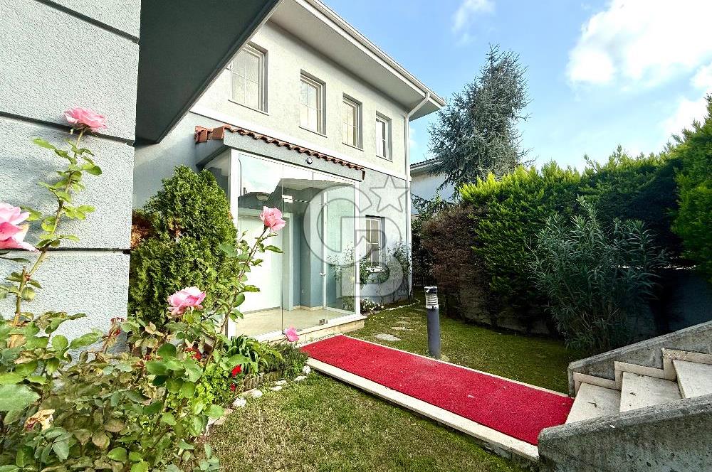 Ardıçlı Göl Evleri Satılık 5+2 Dubleks Villa