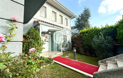 Ardıçlı Göl Evleri Satılık 5+2 Dubleks Villa