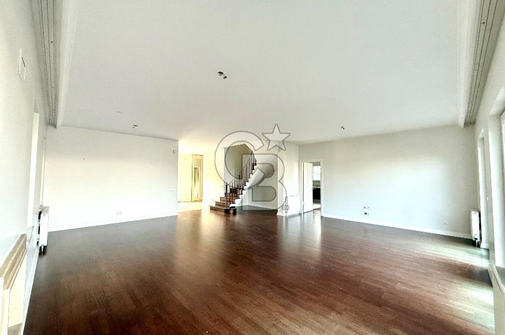 Ardıçlı Göl Evleri Satılık 5+2 Dubleks Villa