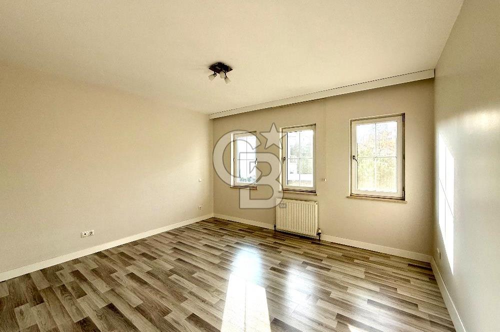 Ardıçlı Göl Evleri Satılık 5+2 Dubleks Villa