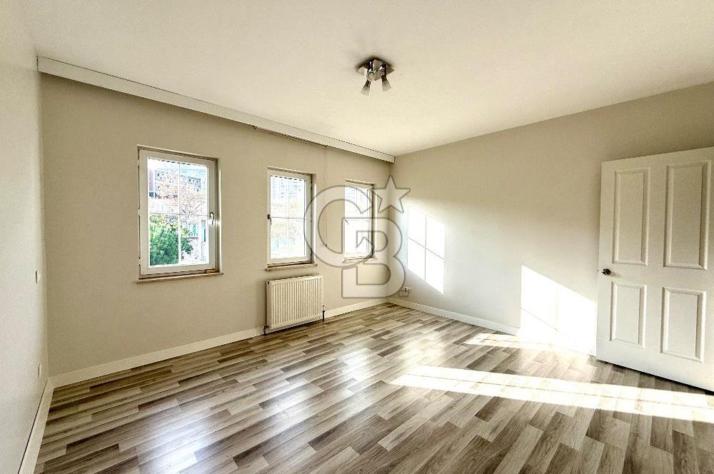 Ardıçlı Göl Evleri Satılık 5+2 Dubleks Villa