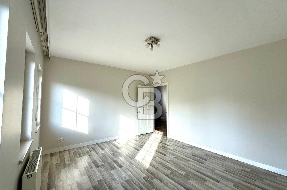 Ardıçlı Göl Evleri Satılık 5+2 Dubleks Villa