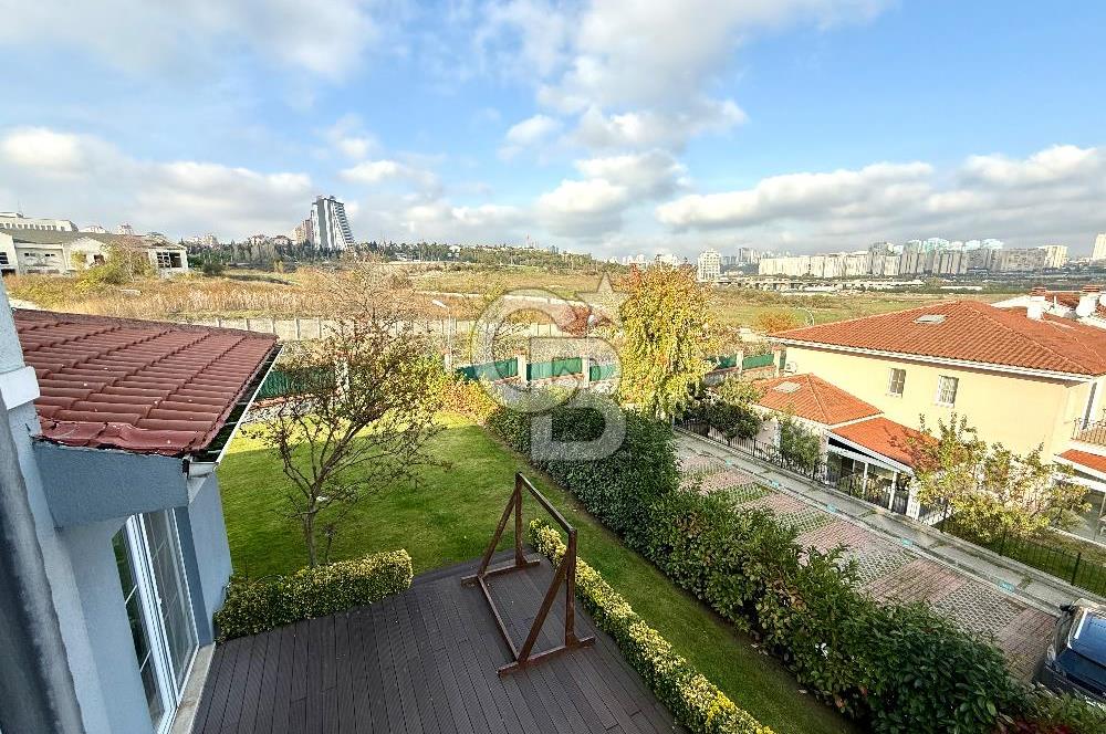 Ardıçlı Göl Evleri Satılık 5+2 Dubleks Villa
