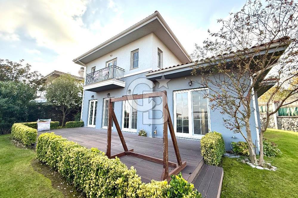 Ardıçlı Göl Evleri Satılık 5+2 Dubleks Villa