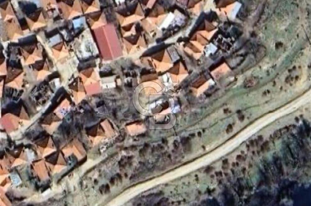 ÖDEMİŞ HORZUMDA SATILIK MUHTEŞEM BAHÇE 