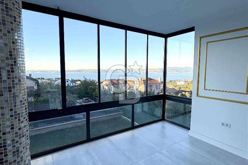 CB ENVOY'dan Karamürsel'de Havuzlu Bahçeli Dubleks Satılık Daire