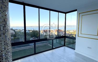 CB ENVOY'dan Karamürsel'de Havuzlu Bahçeli Dubleks Satılık Daire