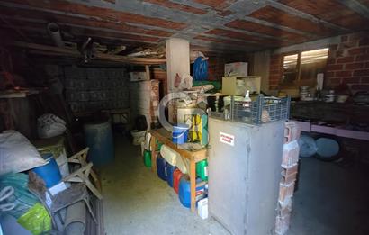 KEMALPAŞA KAMBERLER KÖY MERKEZİNDE SATILIK ARSA