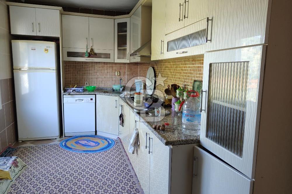 KEMALPAŞA KAMBERLER KÖY MERKEZİNDE 2 KATLI SATILIK EV