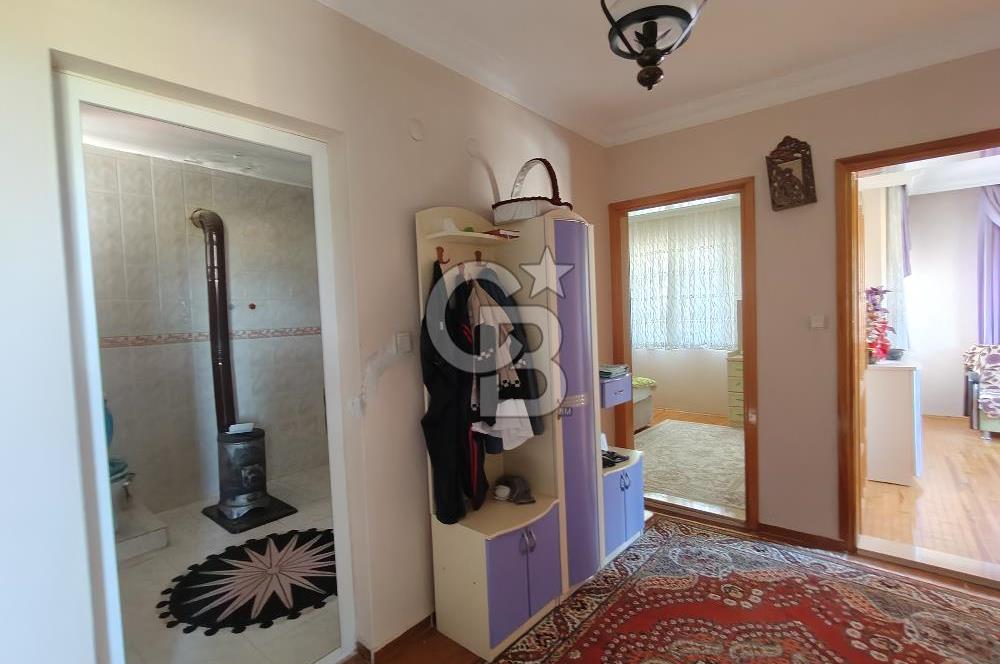 KEMALPAŞA KAMBERLER KÖY MERKEZİNDE 2 KATLI SATILIK EV