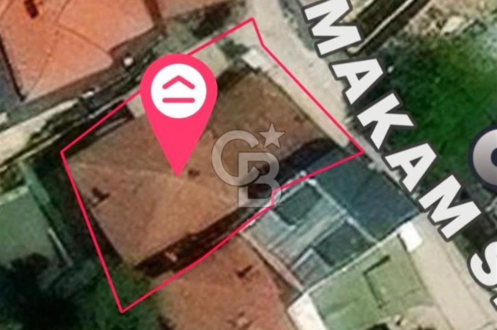 Küçük Çamlıcada, Bulgurlu caddesine çok yakın, yatırımlık arsa.