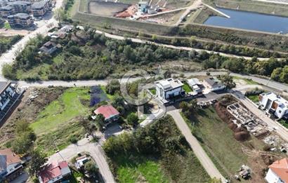 CB Elexus | Başiskele'de Doğa Manzaralı İmarlı Arsa