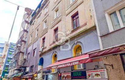 TAKSİM MEYDANA YÜRÜME MESAFESİNDE GENİŞ CEPHELİ KOMPLE BİNA