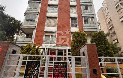 TÜTÜNCÜ MEHMET EFENDİ CAD. ÜZERİNDE 4+1 KÖŞE KONUMLU 280 m2 !!!