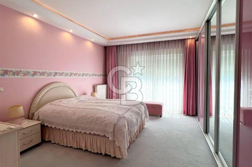 TÜTÜNCÜ MEHMET EFENDİ CAD. ÜZERİNDE 4+1 KÖŞE KONUMLU 280 m2 !!!