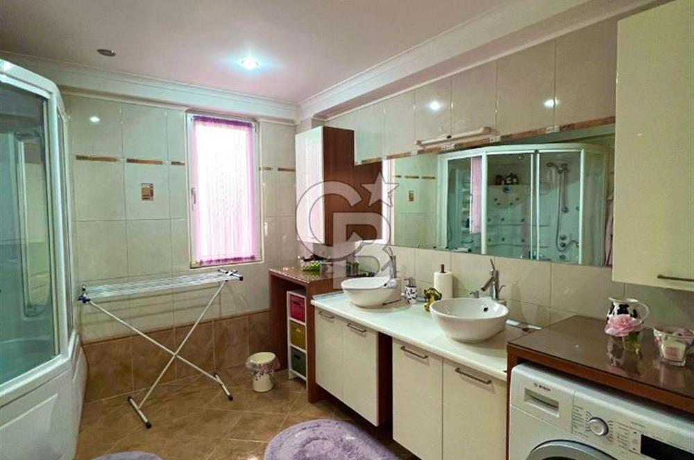 TÜTÜNCÜ MEHMET EFENDİ CAD. ÜZERİNDE 4+1 KÖŞE KONUMLU 280 m2 !!!